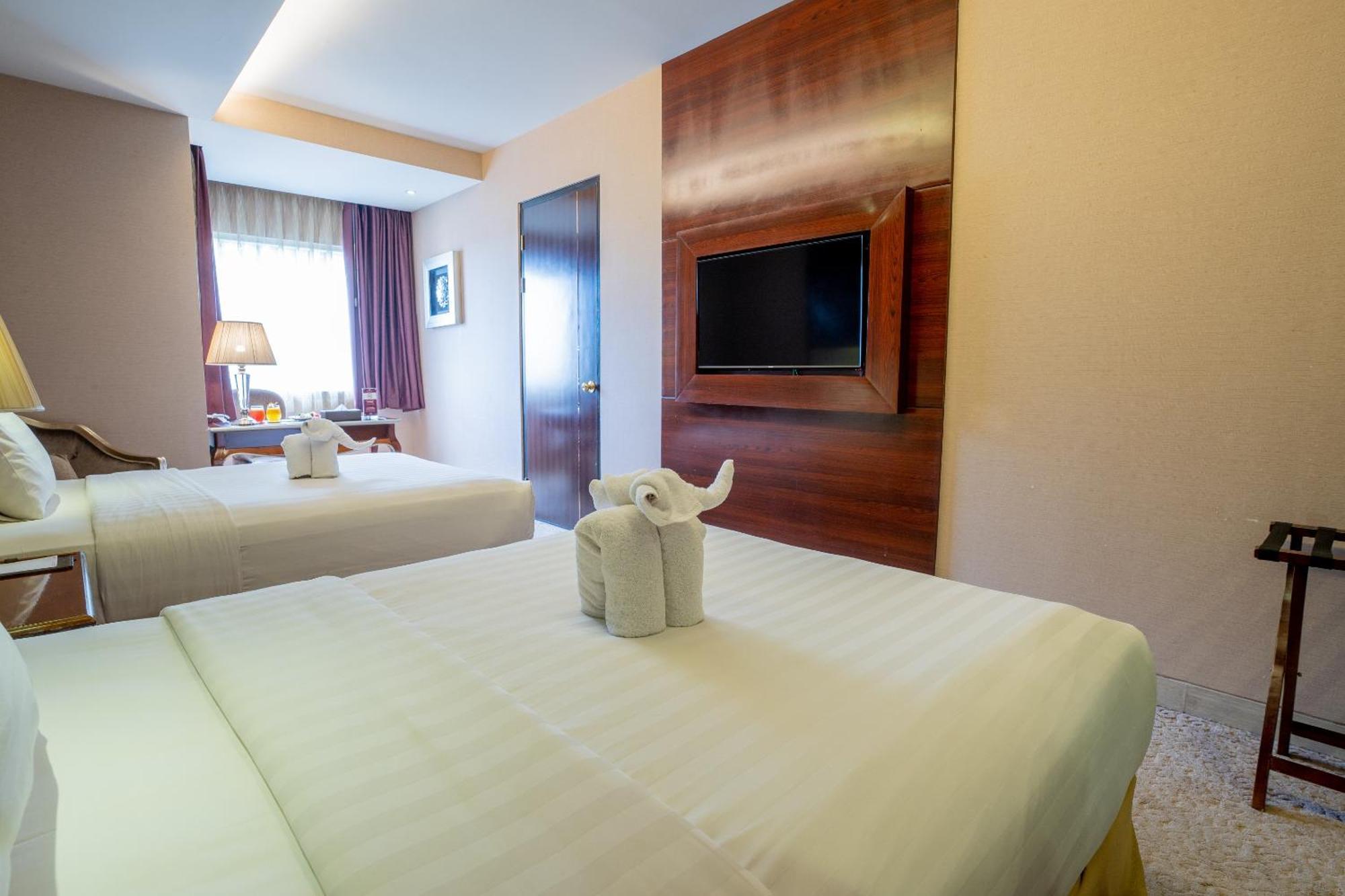 Belviu Hotel Bandung Exterior photo